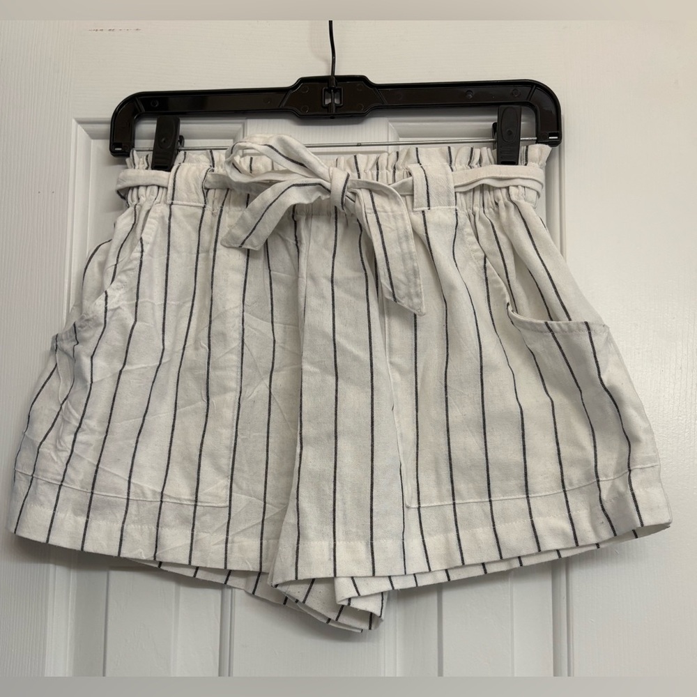 Women’s Sz S rusty shorts